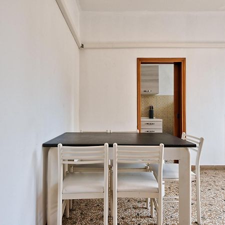 Cozy Best Apartment In City With Free Parking Marghera Extérieur photo